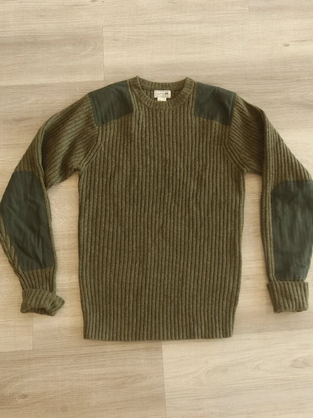LL Bean Commando Sweater merino wool elbow patch outdoor M layer ribbed military